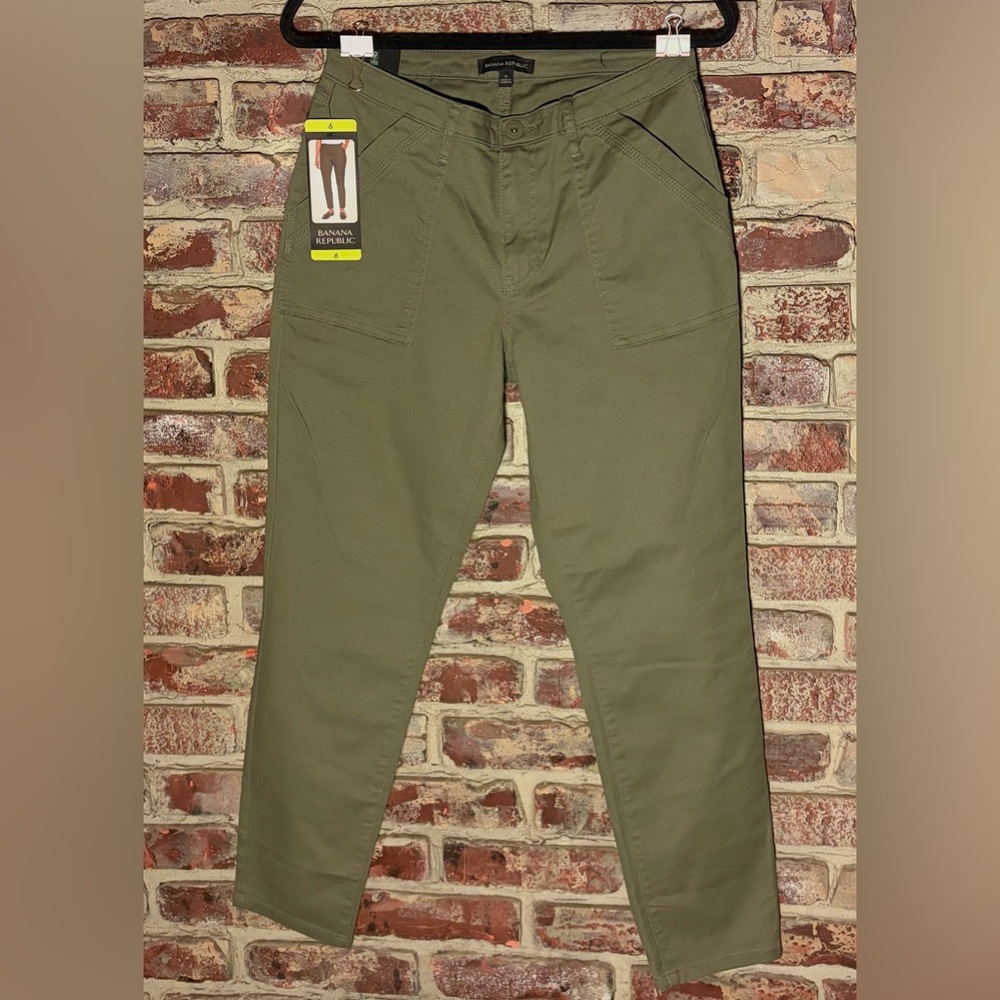 Sold- Similar Items in Closet!NWT Banana Republic High Rise Twill Pants - Picture 3 of 4